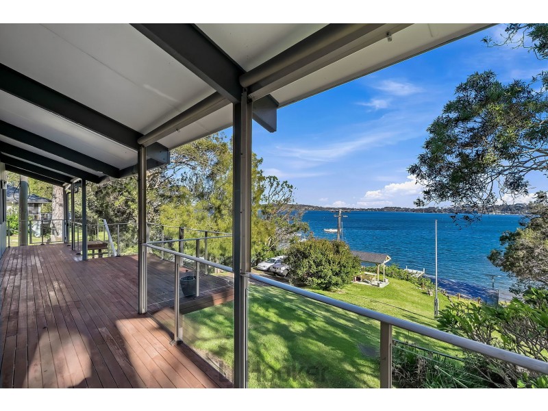 365 Coal Point Road, Coal Point NSW 2283
