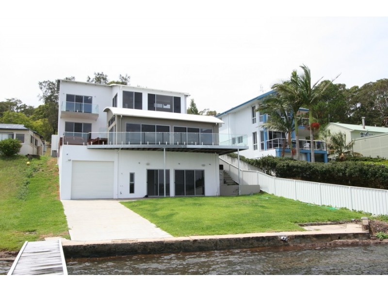 13 Killara Close, Coal Point NSW 2283