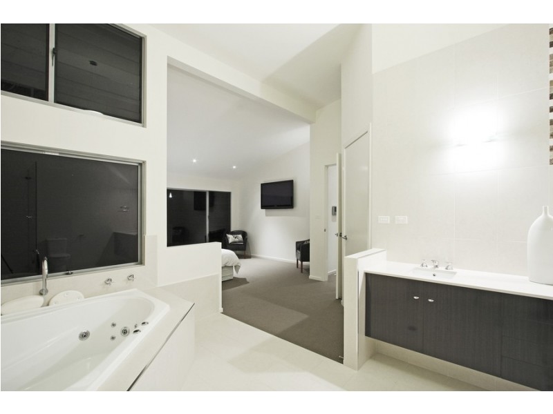 13 Killara Close, Coal Point NSW 2283