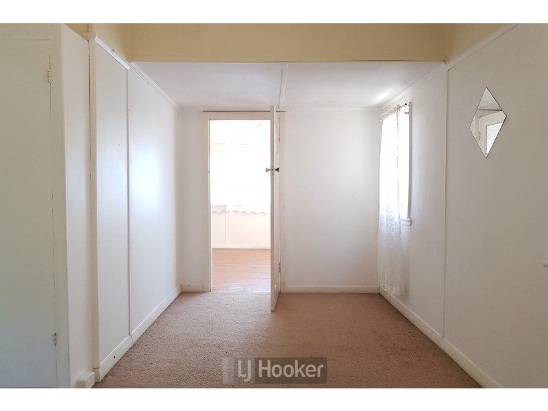 4 Anzac Parade, Toronto NSW 2283