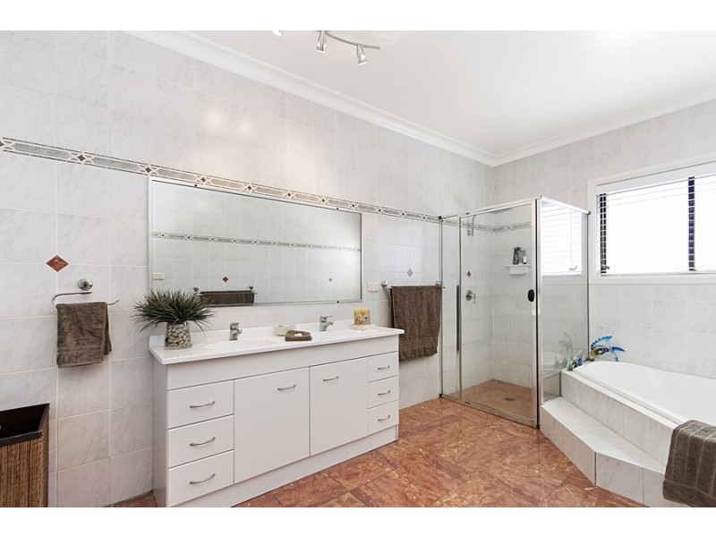 10 Sandy View Court, Belmont North NSW 2280