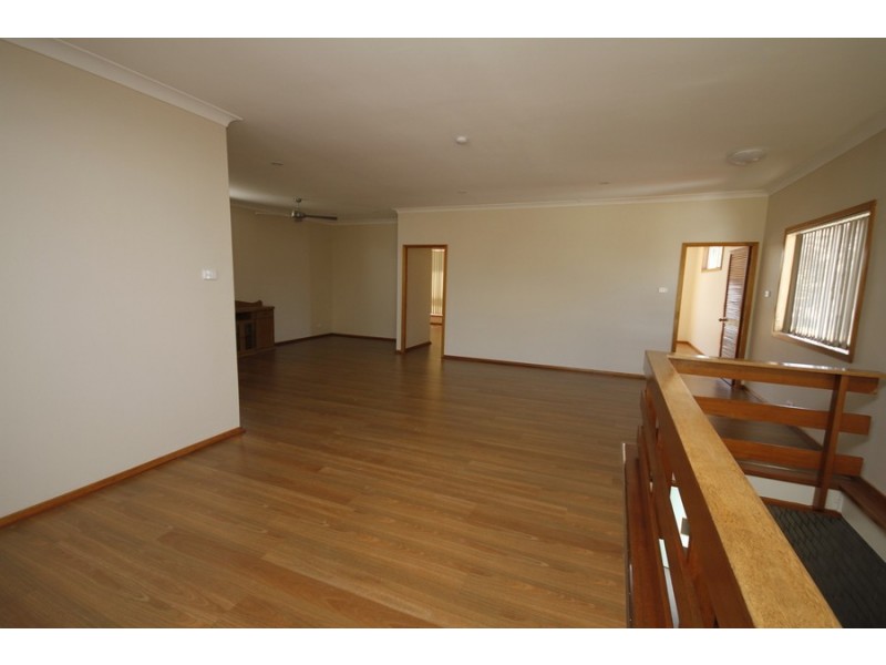 283 Watkins Road, Wangi Wangi NSW 2267