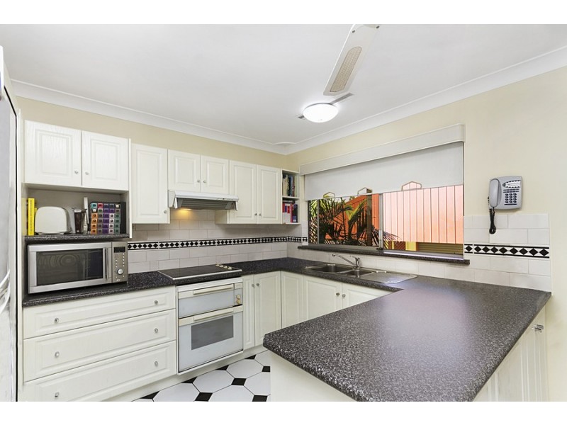 10 Cheryl Avenue, Glendale NSW 2285