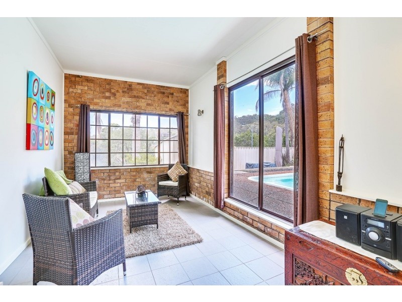 2 Suffolk Drive, Valentine NSW 2280