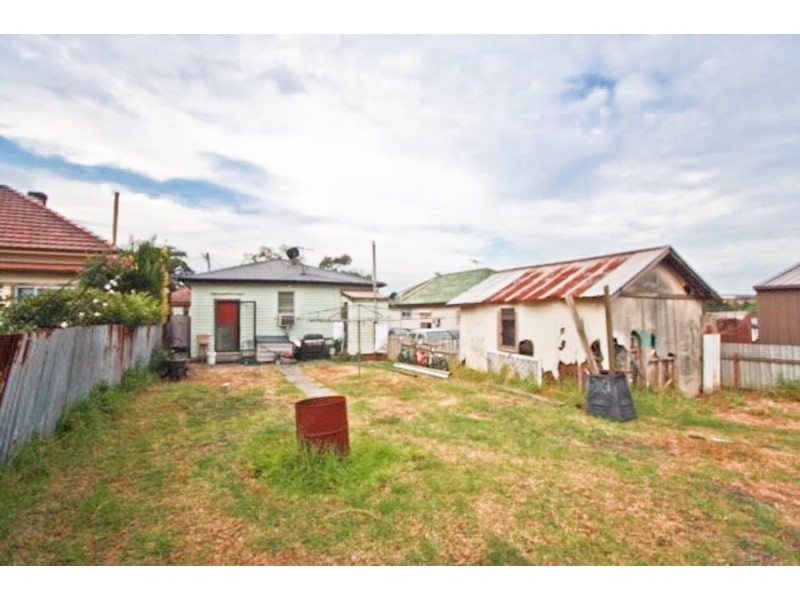 33 Miller Street, Mayfield West NSW 2304