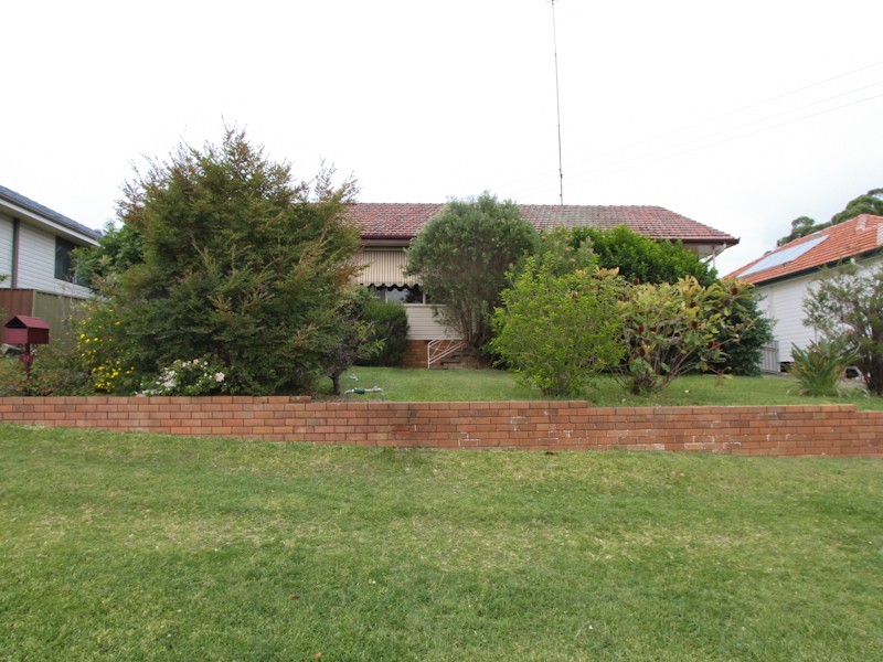 17 Merran Avenue, Charlestown NSW 2290