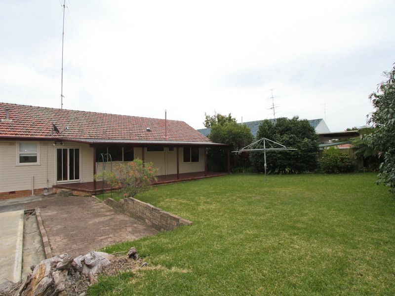 17 Merran Avenue, Charlestown NSW 2290