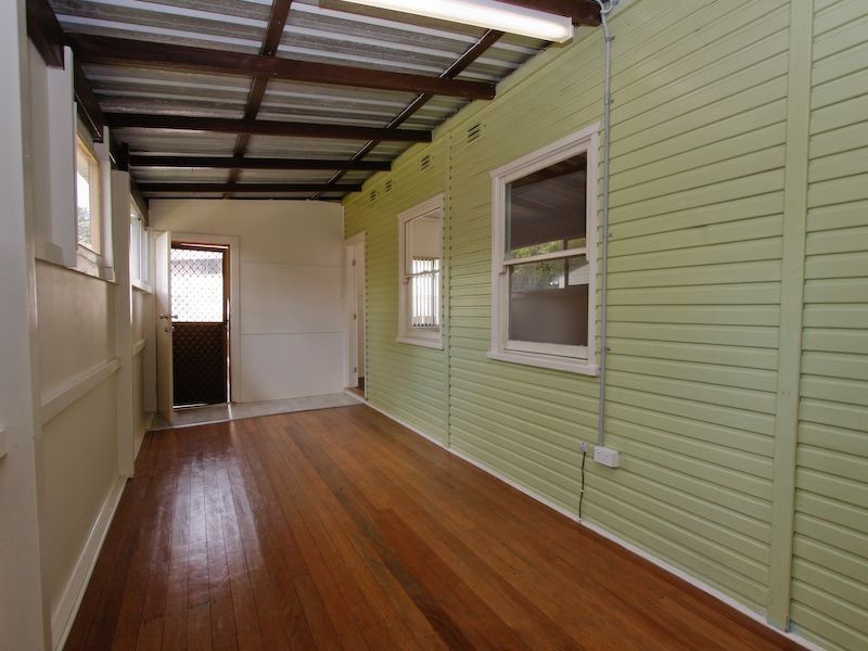14 Edith Street, Speers Point NSW 2284