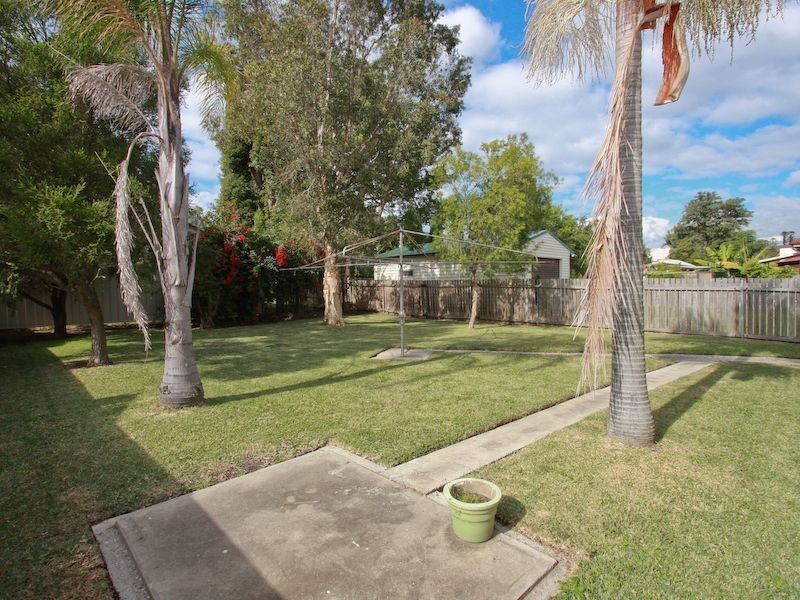 14 Edith Street, Speers Point NSW 2284