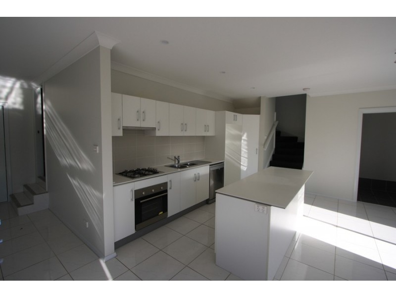 1/37 Hutchinson Street, Redhead NSW 2290