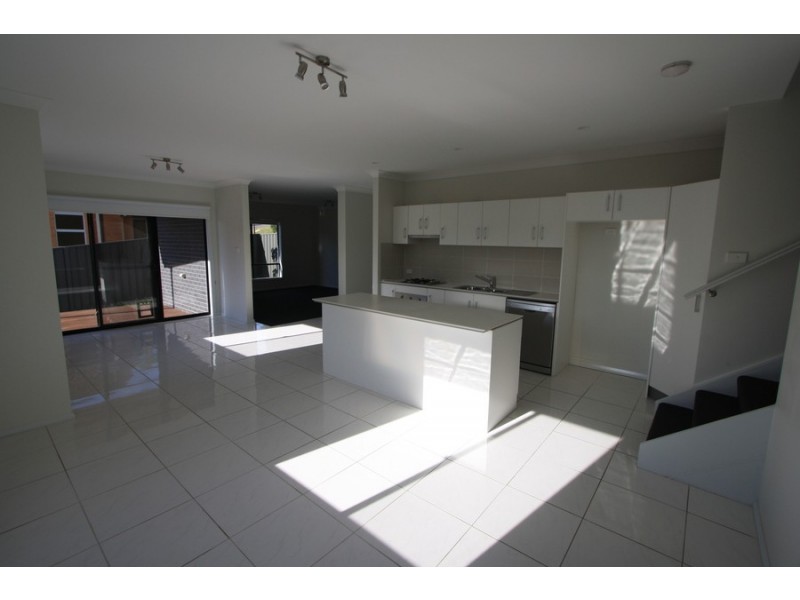 1/37 Hutchinson Street, Redhead NSW 2290