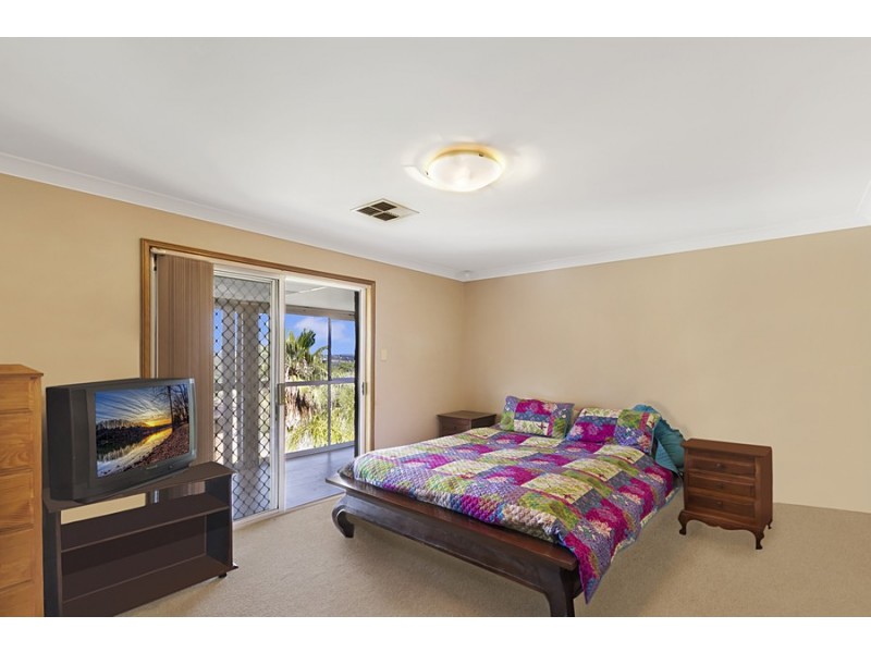 34 Ridgewood Crescent, Eleebana NSW 2282