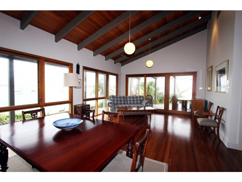 270 Skye Point Road, Coal Point NSW 2283