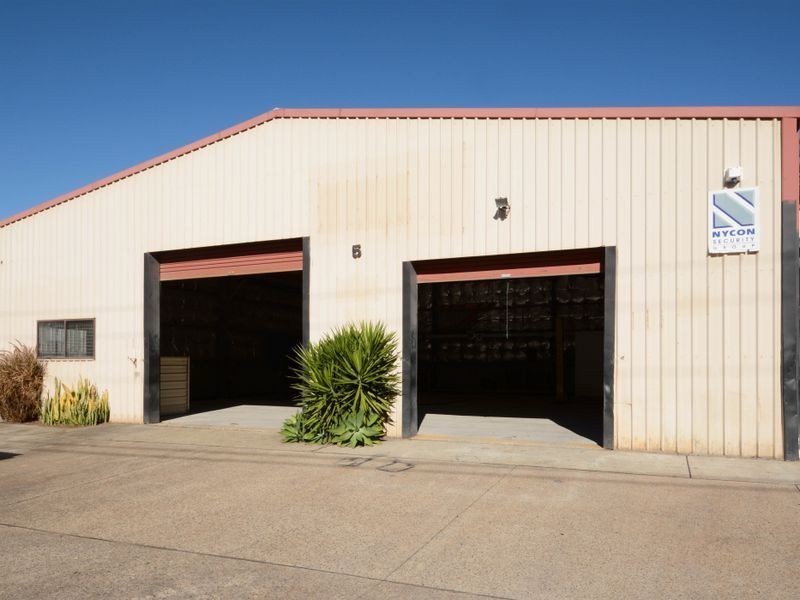 94 Excelsior Parade, Carey Bay NSW 2283