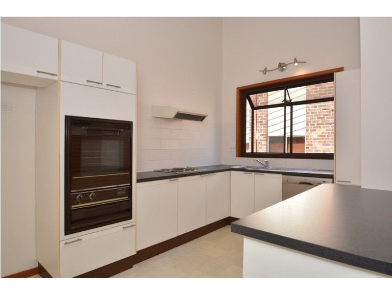 50 Coal Point Road, Coal Point NSW 2283