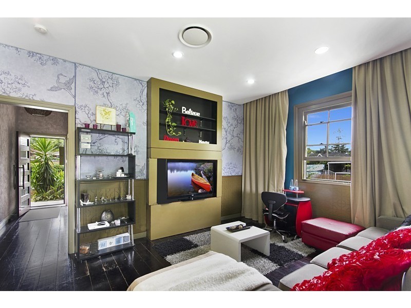 19 King Street, Warners Bay NSW 2282