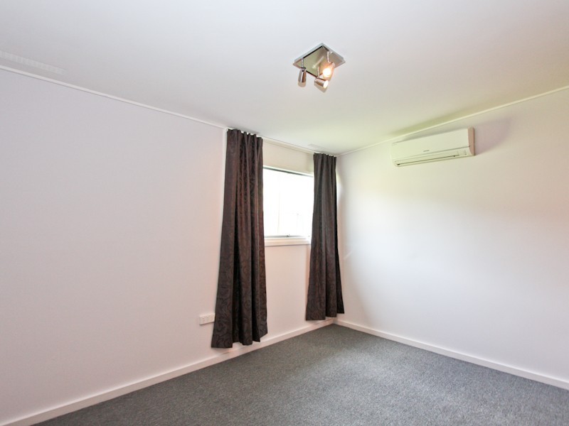 11 Albert Street, Valentine NSW 2280