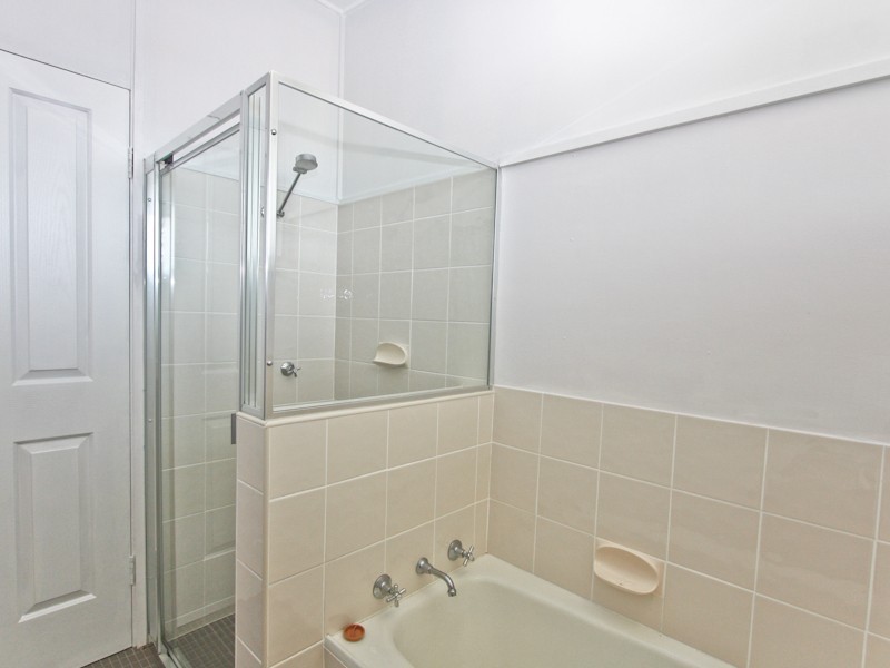 11 Albert Street, Valentine NSW 2280