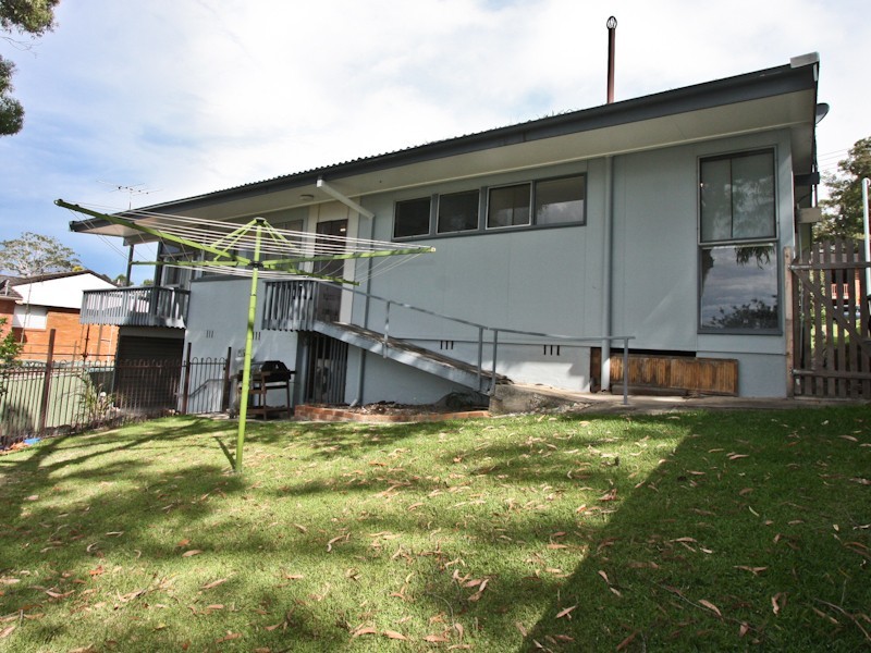 11 Albert Street, Valentine NSW 2280