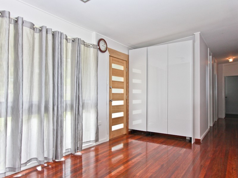 11 Albert Street, Valentine NSW 2280