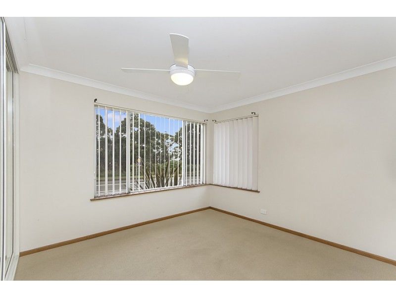 327 McCaffrey Drive, Rankin Park NSW 2287
