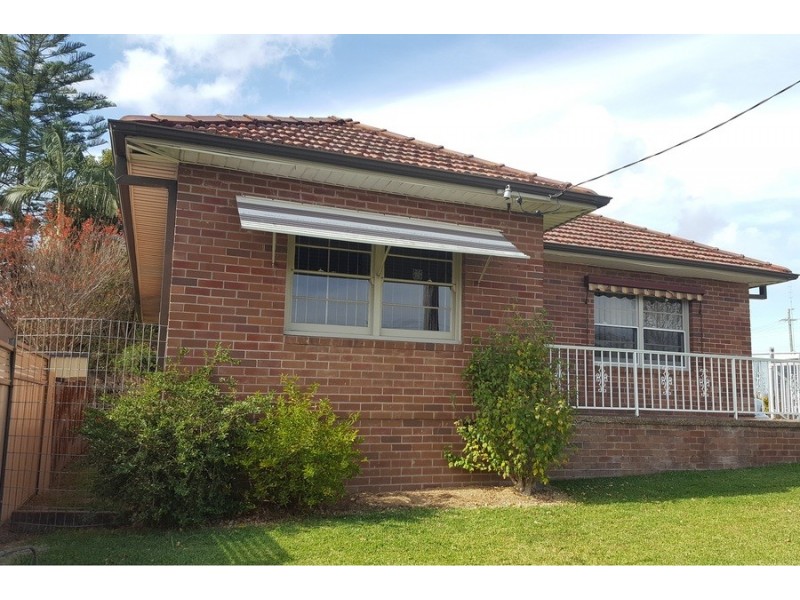 74 Lachlan Road, Cardiff NSW 2285