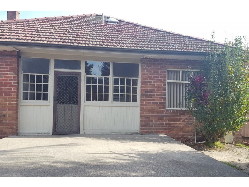 74 Lachlan Road, Cardiff NSW 2285