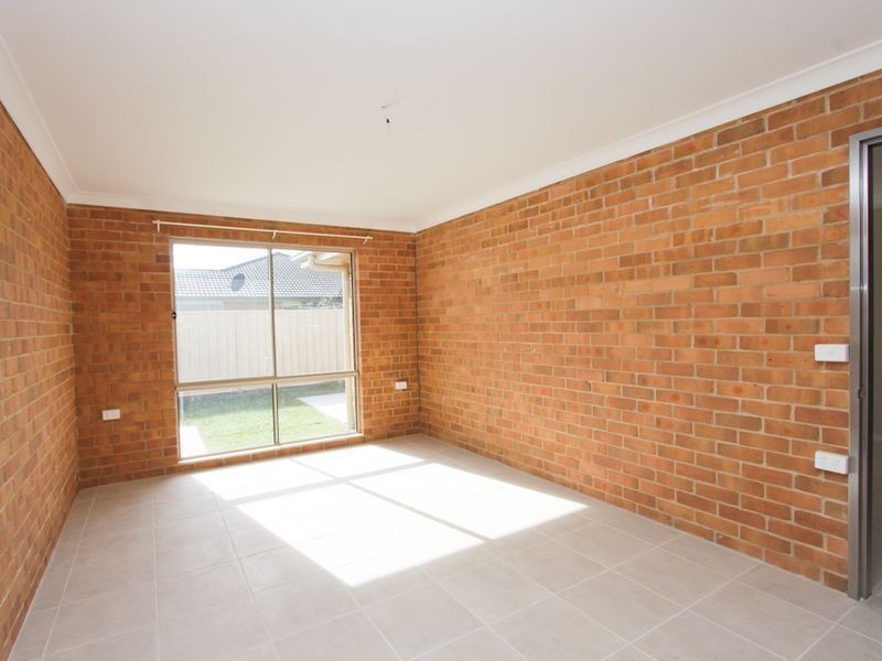 8 Koombool Avenue, Maryland NSW 2287