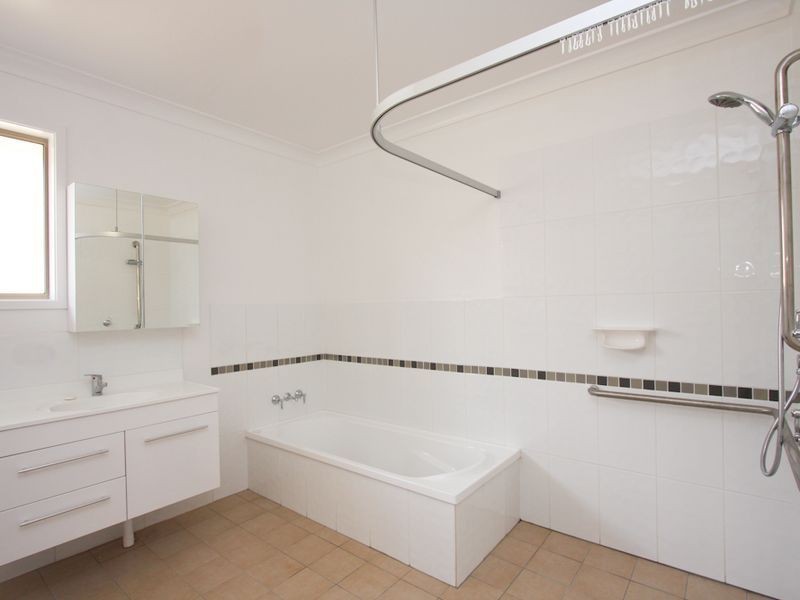 8 Koombool Avenue, Maryland NSW 2287