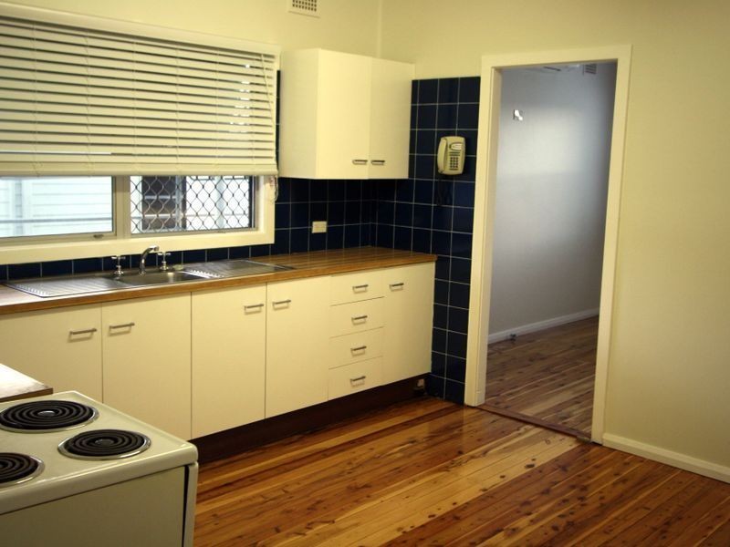 19 Elizabeth Street, Cardiff South NSW 2285