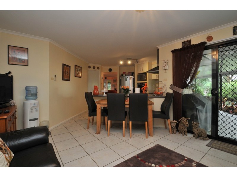 16 Burrawang Boulevard, Toronto NSW 2283