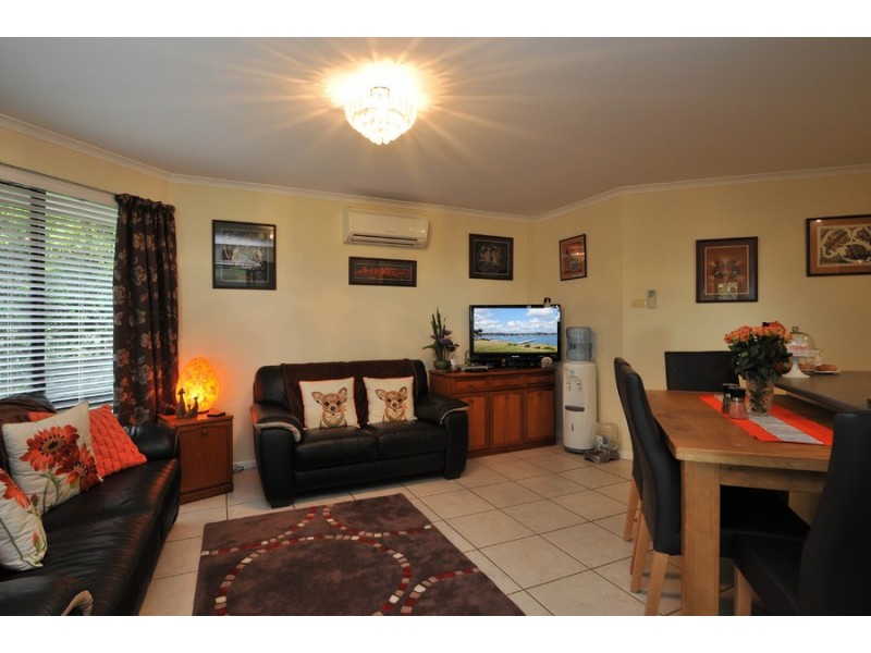 16 Burrawang Boulevard, Toronto NSW 2283