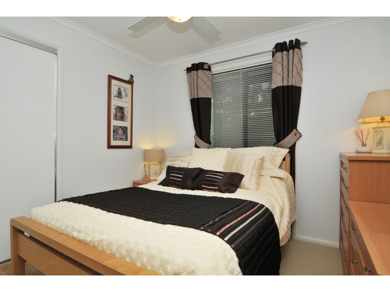 16 Burrawang Boulevard, Toronto NSW 2283