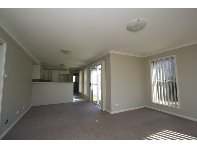 8 Kariboo Lane, Mount Hutton NSW 2290