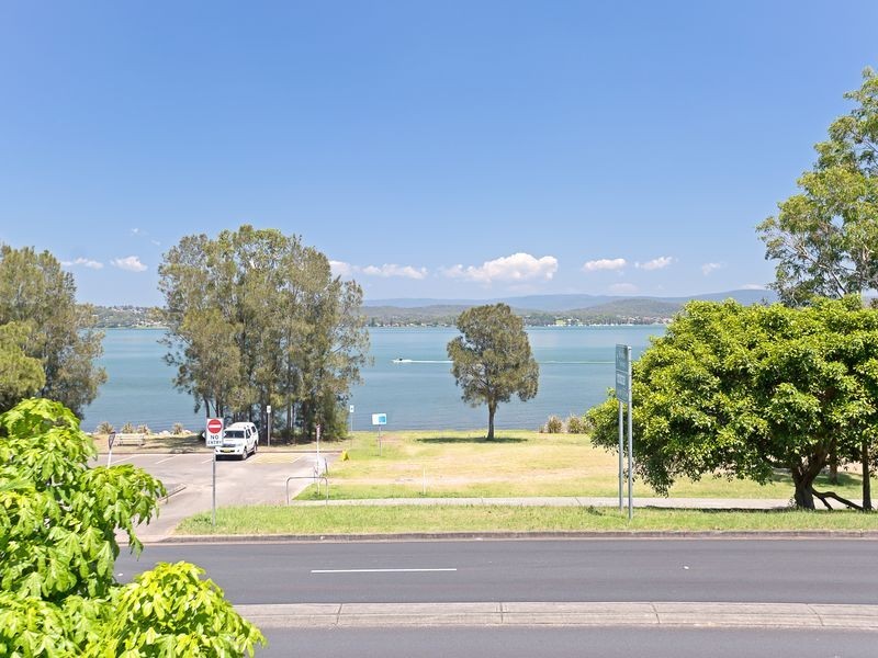 1/492 The Esplanade, Warners Bay NSW 2282