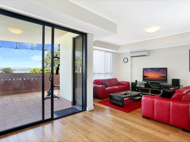 1/492 The Esplanade, Warners Bay NSW 2282