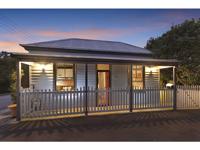 30 Henry Street, Tighes Hill NSW 2297