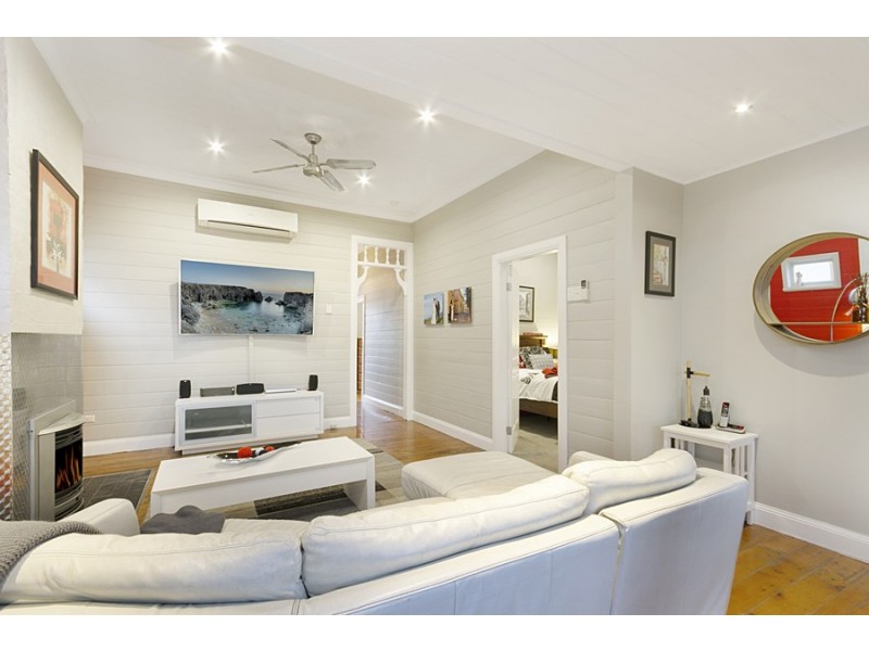 30 Henry Street, Tighes Hill NSW 2297