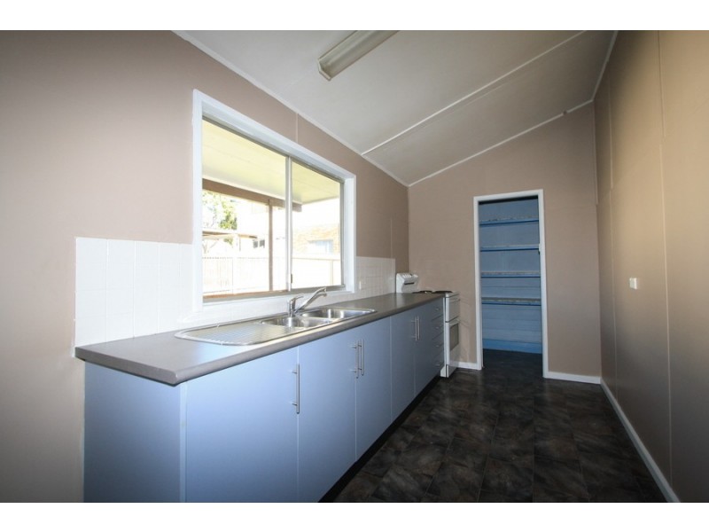 6 Ottys Lane, Fennell Bay NSW 2283