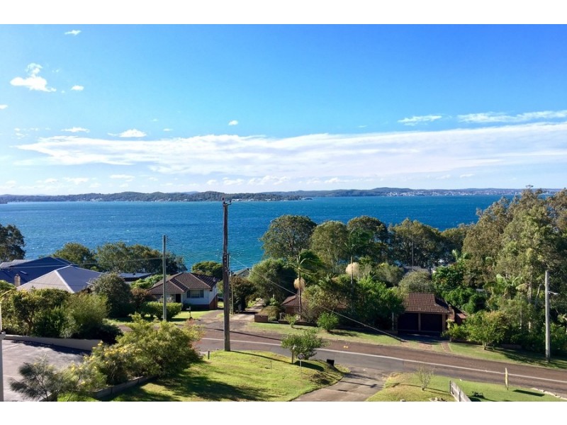 72 Watkins Road, Wangi Wangi NSW 2267