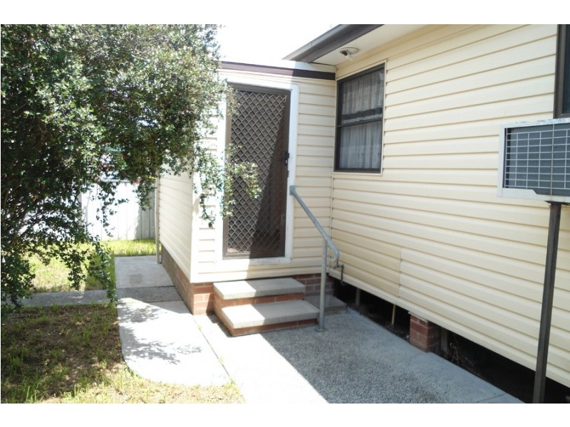 28 Jonathan Street, Warners Bay NSW 2282