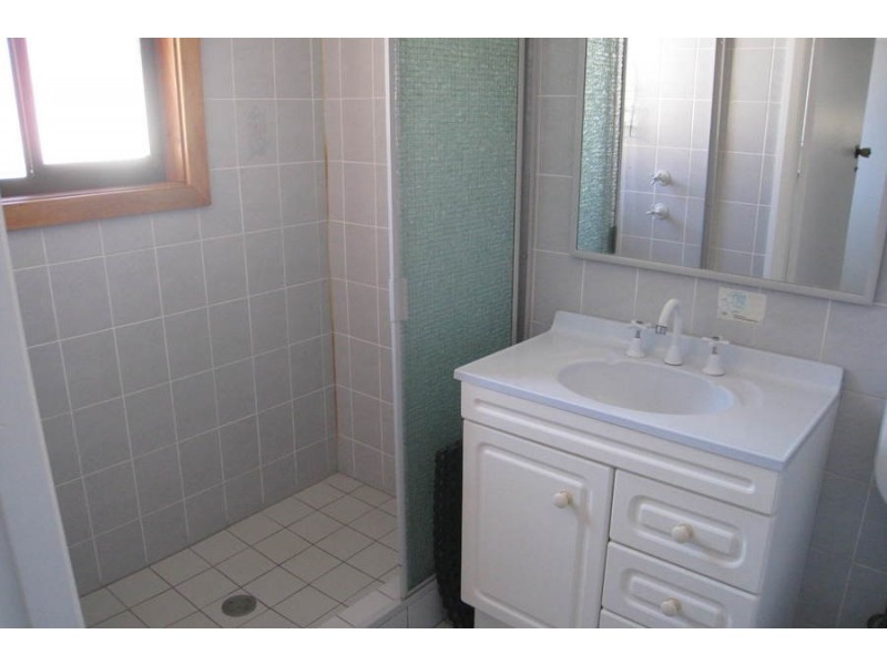 28 Jonathan Street, Warners Bay NSW 2282