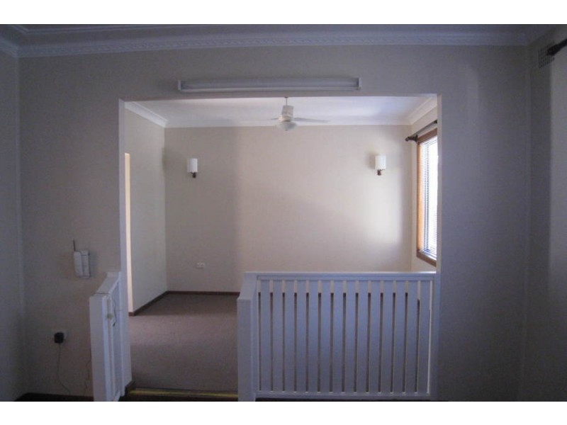 28 Jonathan Street, Warners Bay NSW 2282