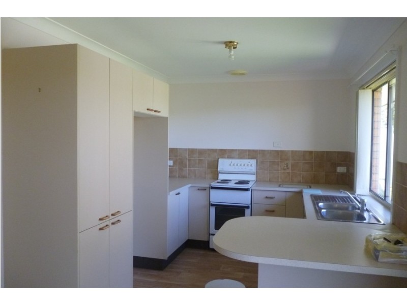 8 Bandalong Street, Toronto NSW 2283