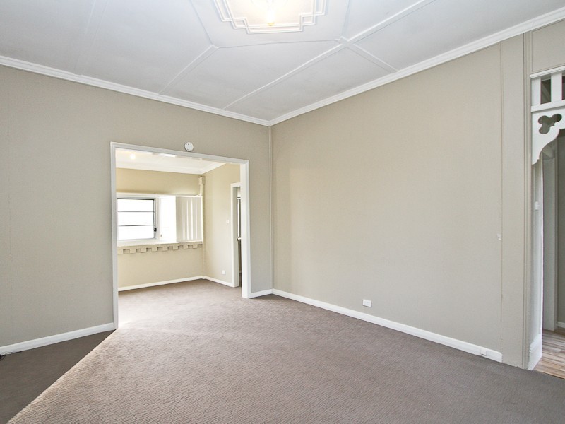 28 Evans Street, Belmont NSW 2280