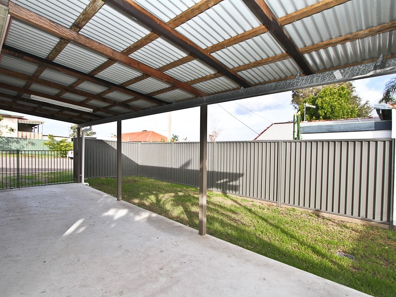 28 Evans Street, Belmont NSW 2280