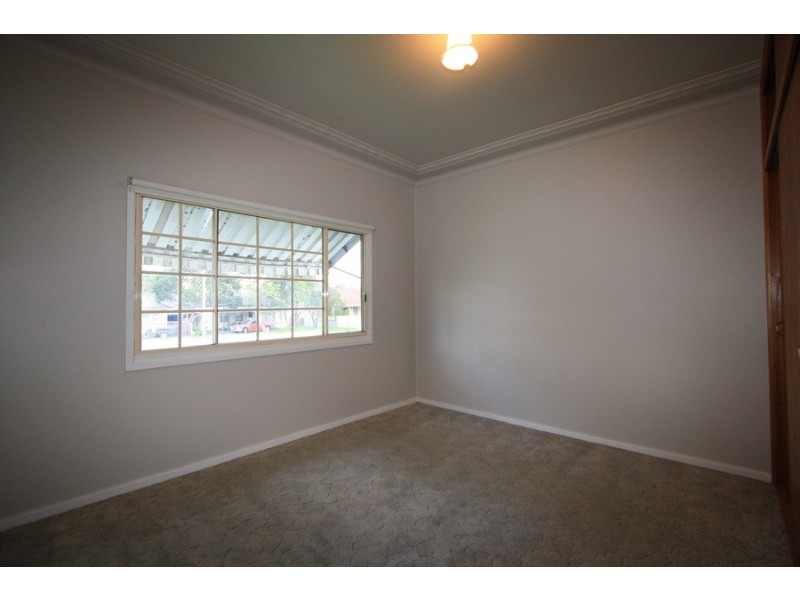 13 Warners Bay Road, Warners Bay NSW 2282