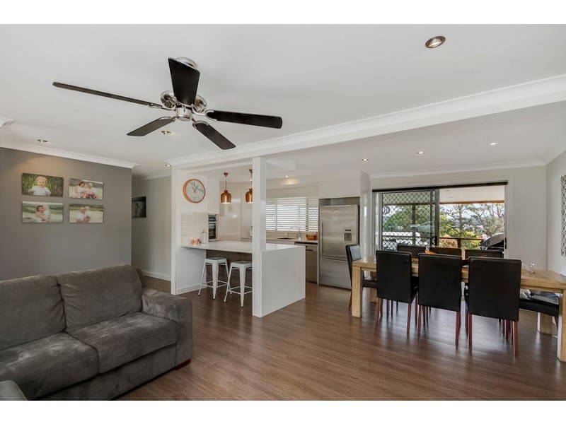 13a Davis Street, Speers Point NSW 2284