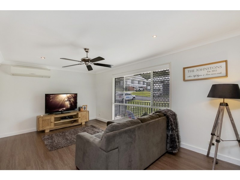 13a Davis Street, Speers Point NSW 2284