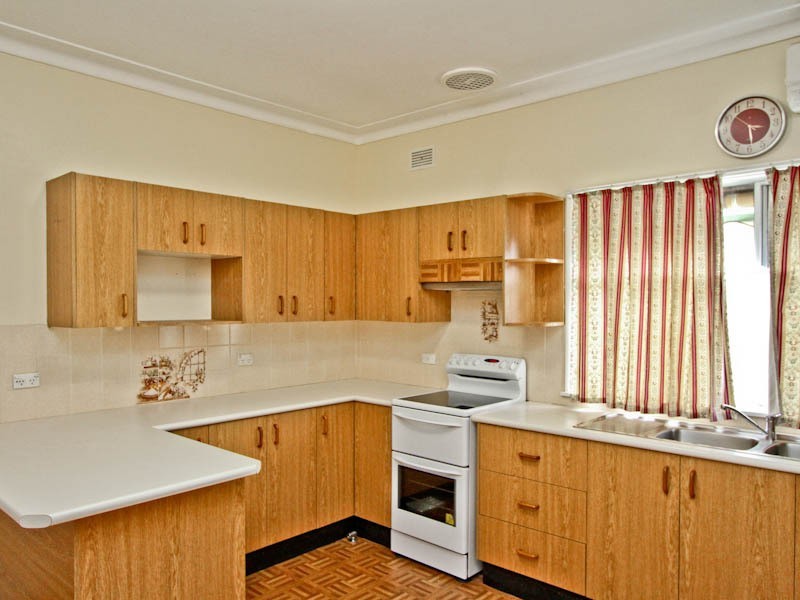 51 King Street, Warners Bay NSW 2282